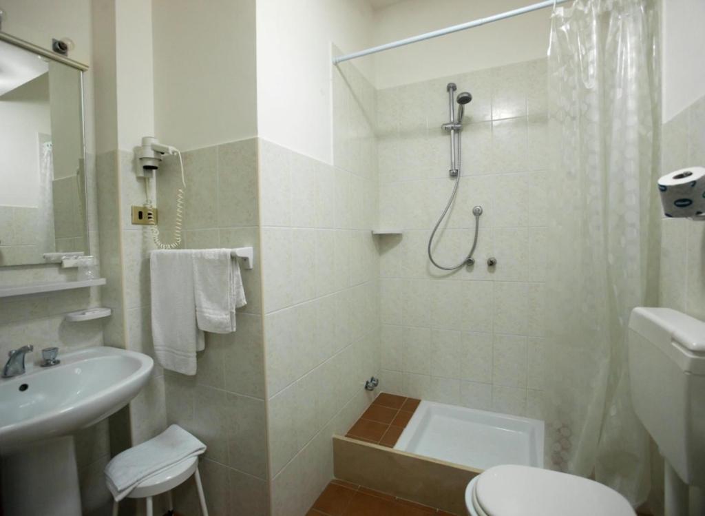 Hotel Regina Μπρίντιζι Εξωτερικό φωτογραφία